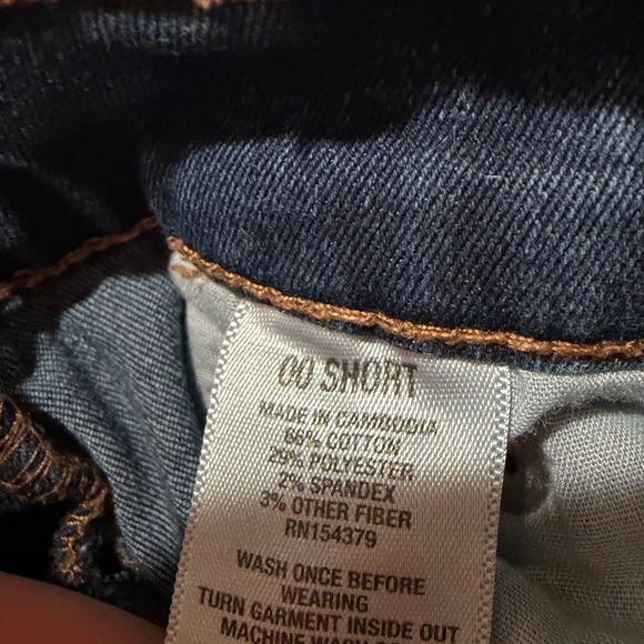 Aeropostale 00 short pre-loved skinny jeans. - Picture 3 of 4